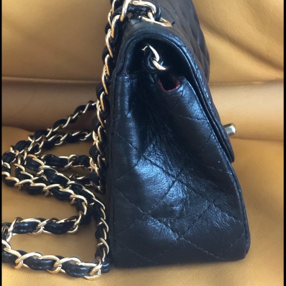 Chanel Handbag - Picture 6 of 7